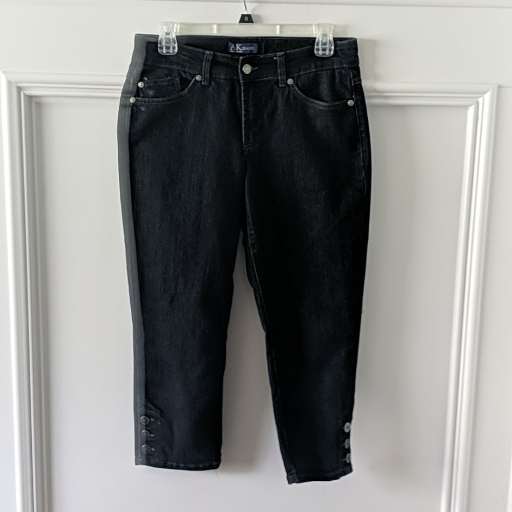 Anne Klein Woman's capris size 6 waist 27 Reg